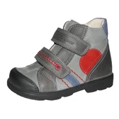 Supinált zárt cipő